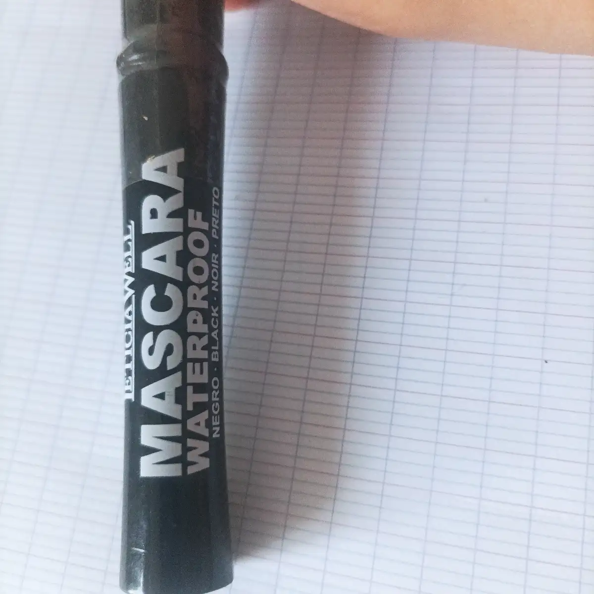 Mascara Leticia Well